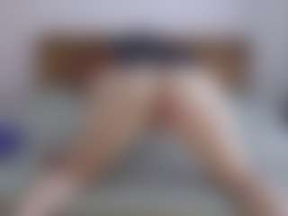 Live cam show with Timissi - Green Eyes on StripNow