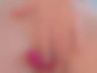 Live cam show with Timissi - Athletic Small Tits on Cam Slut