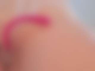 Live cam show with Timissi - Tease Red Hair on livesuperchat.net