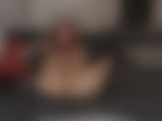Live cam show with Timissi - Red Hair on TastyBlacksLive