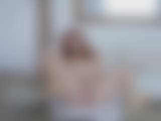 Live cam show with Timissi - Deepthroat on Camsoda