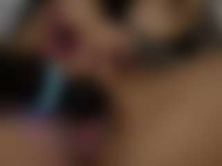 Emma-666's Live Sex Cam Show