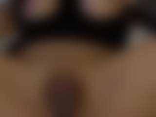 Emma-666's Live Sex Cam Show