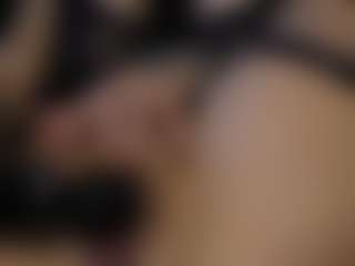 Emma-666's Live Sex Cam Show