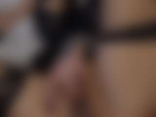 Emma-666's Live Sex Cam Show