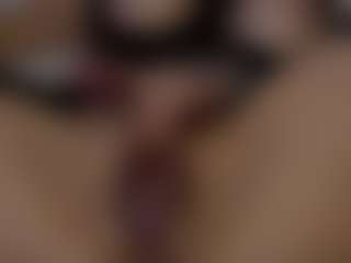 Live cam show with Emma-666 - Skinny on Mixed Magazine Live