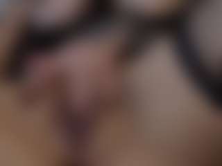 Emma-666's Live Sex Cam Show