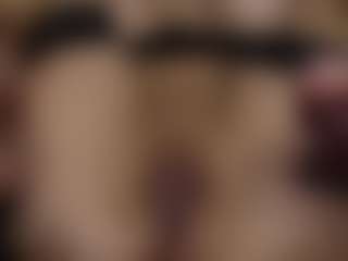 Live cam show with Emma-666 - Teen (18+) on Cam Slut