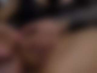 Emma-666's Live Sex Cam Show