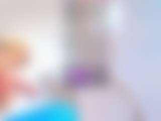 Live cam show with Isis-car0lina - Double Penetration on StripNow
