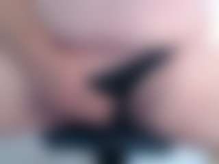 SamsSecrets's Live Sex Cam Show