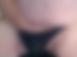 Live cam show with SamsSecrets - Pump on mypornchat.com