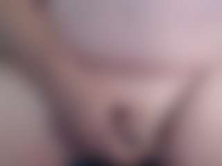 Live cam show with SamsSecrets - Handjob on SpunkLive