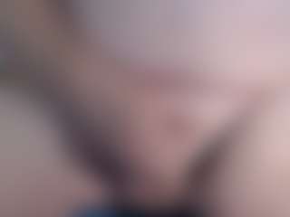Live cam show with SamsSecrets - Blue Eyes on hrnylive.com
