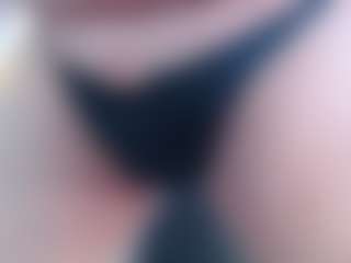 Live cam show with SamsSecrets - Handjob on pussylord.com