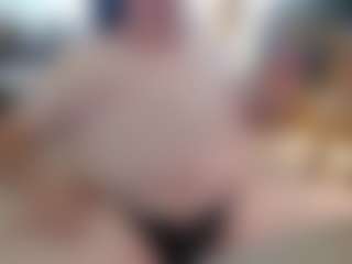 SamsSecrets's Live Sex Cam Show