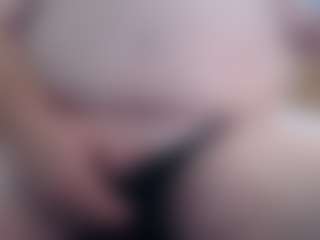 SamsSecrets's Live Sex Cam Show