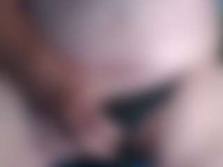 Live cam show with SamsSecrets - Bear on liverealitysex.com