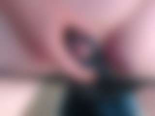 Live cam show with SamsSecrets - Spank on studioflirtlive.com