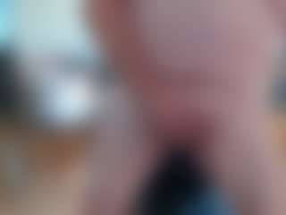 Live cam show with SamsSecrets - Spank on CamwithHer