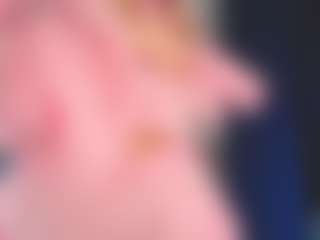 Live cam show with JuliannDelperdang - Tiny Tits on Camsoda
