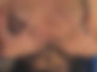JuliannDelperdang's Live Sex Cam Show