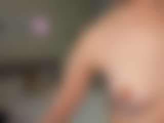 lunayung's Live Sex Cam Show