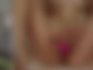 Live cam show with lunayung - Squirt on Camsoda Late Night