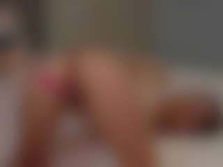 Live cam show with lunayung - White on liverealitysex.com
