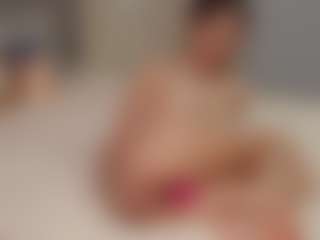 lunayung's Live Sex Cam Show
