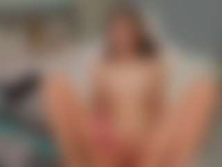 lunayung's Live Sex Cam Show