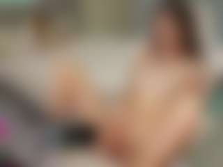 Live cam show with lunayung - Bedroom on Chatstar