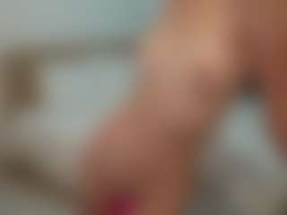Live cam show with lunayung - Bedroom Toys on livesuperchat.net