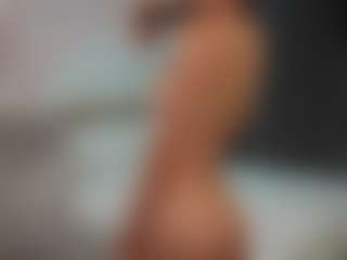 Live cam show with lunayung - Brown Hair on iamadamtest123.com