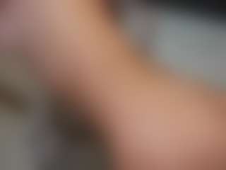 Live cam show with lunayung - Lush Brown Hair on xxxlivecams.org