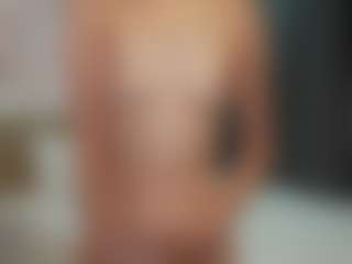 Live cam show with lunayung - Petite on Camsoda