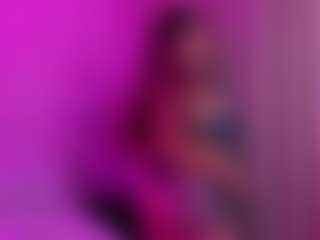 Live cam show with MariaMore - Blonde Hair on sexylive.show