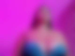 Live cam show with MariaMore - Sexy on Mixed Magazine Live