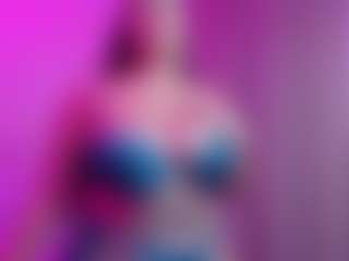 Live cam show with MariaMore - Sexy on Dare Cams