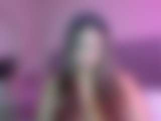 Live cam show with MariaMore - Twerk on StripNow