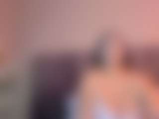 Live cam show with MariaMore - Curvy on Cam Slut