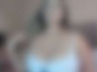 Live cam show with MariaMore - Twerking on Cam Slut