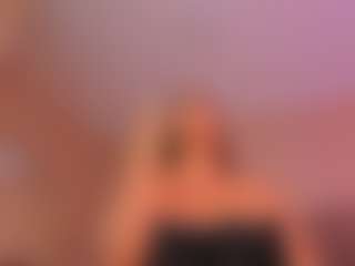 MariaMore's Live Sex Cam Show