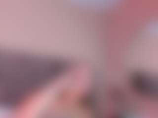 Live cam show with MariaMore - Camel Toe on CSO-WL