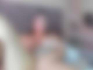 Live cam show with MariaMore - Brown Eyes on Fit Hotties
