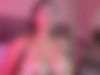 Live cam show with MariaMore - Natural on Camiplay Live
