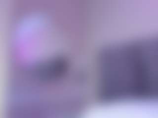 Live cam show with MariaMore - Tease on Camiplay Live