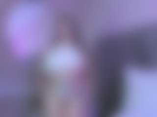 Live cam show with MariaMore - Shaved Pussy on slutload