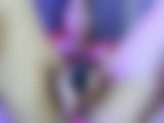 Live cam show with MariaMore - Brown Eyes on Pornisteam.com