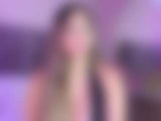Live cam show with MariaMore - Blonde Hair HD on Camsoda